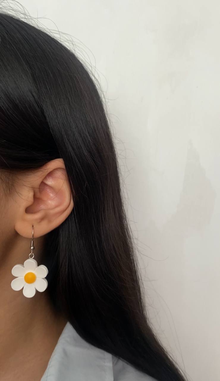 گوشواره گل بابونه